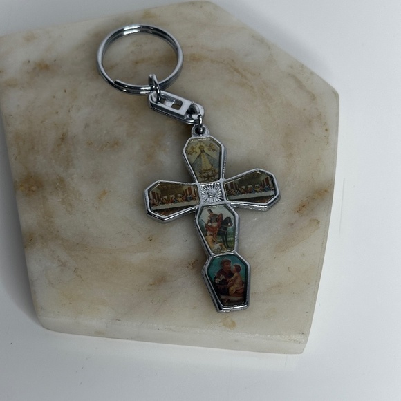 Religious Cross Key Chain - Picture 1 of 4